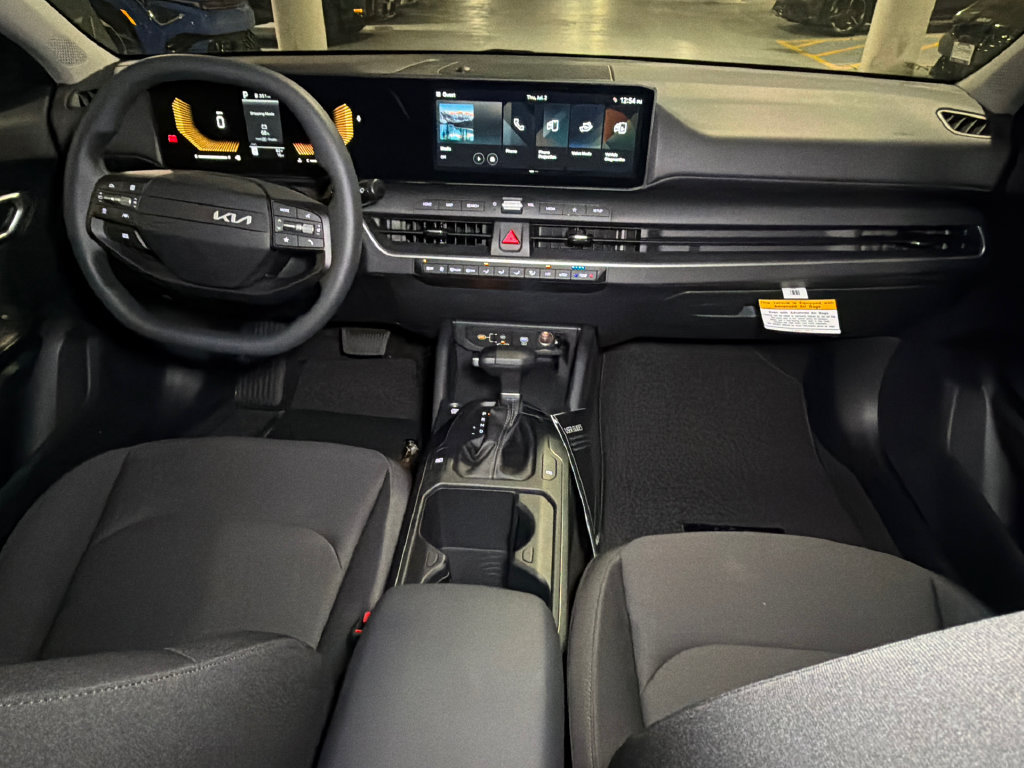 New 2026 Kia K4 FWD image 15