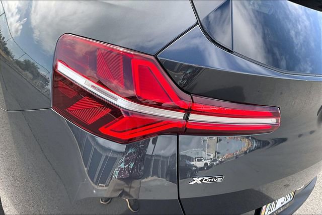 Used 2025 BMW X3 xDrive30i w/ Premium Package image 32