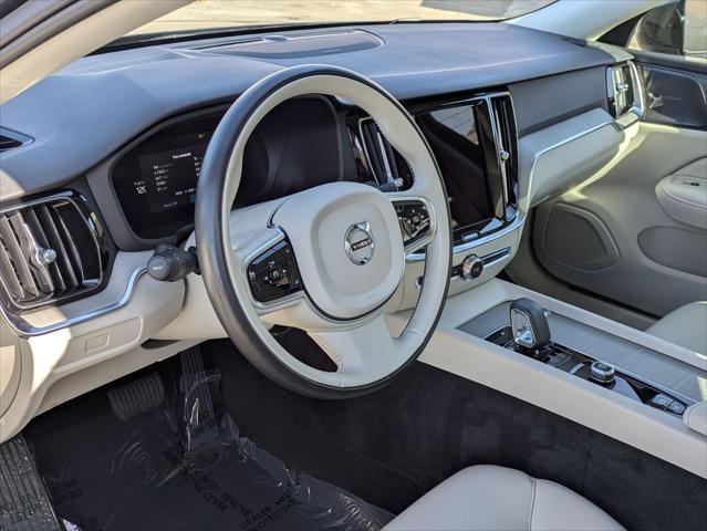 Used 2024 Volvo S60 B5 Plus w/ Climate Package image 11