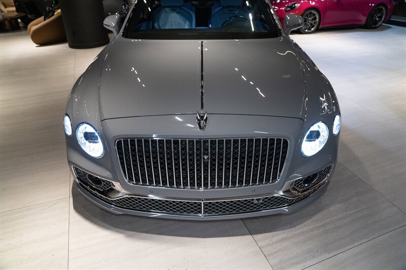 Used 2024 Bentley Flying Spur V8 AWD/4WD image 22