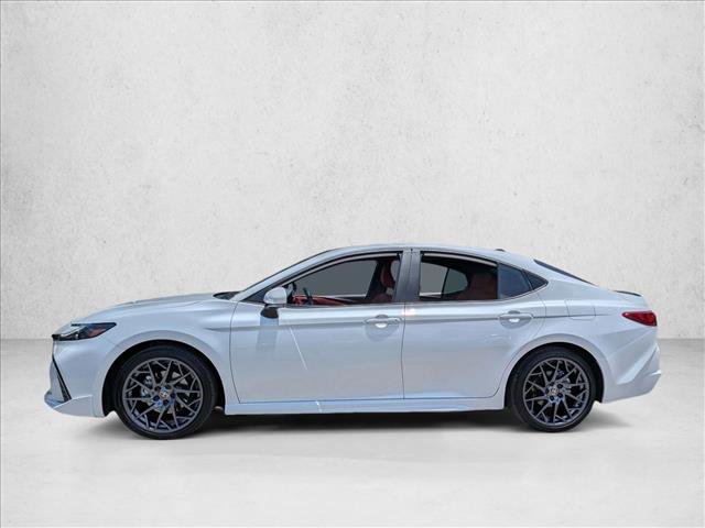 Used 2025 Toyota Camry XSE FWD image 9