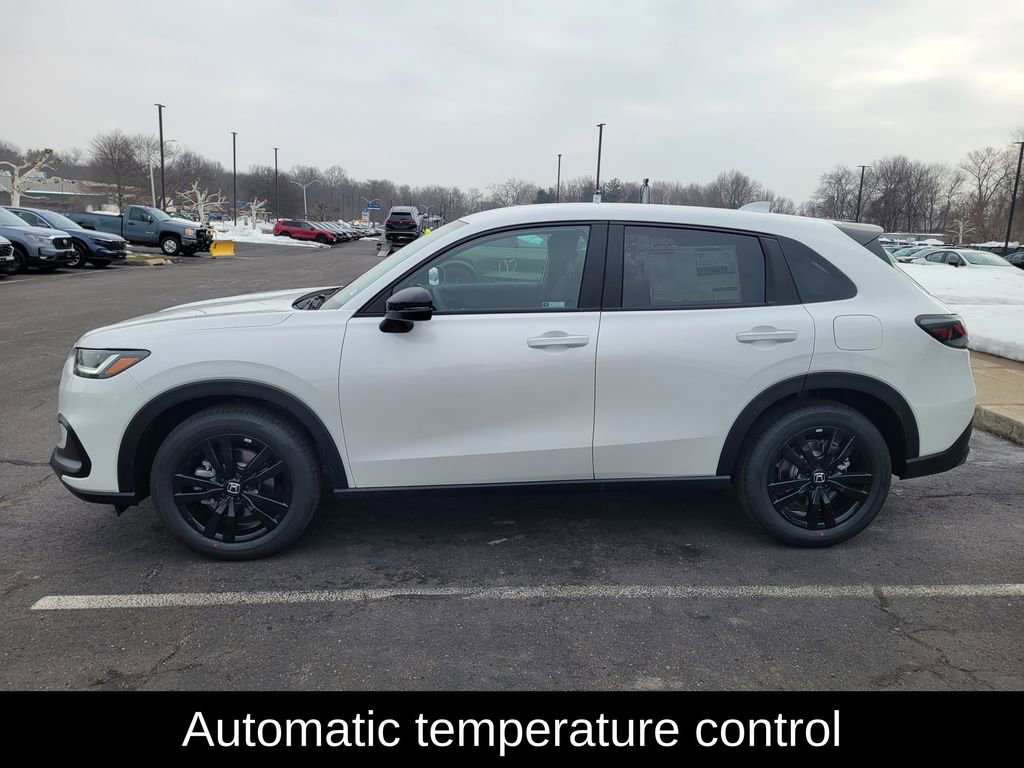 Certified 2026 Honda HR-V Sport image 7