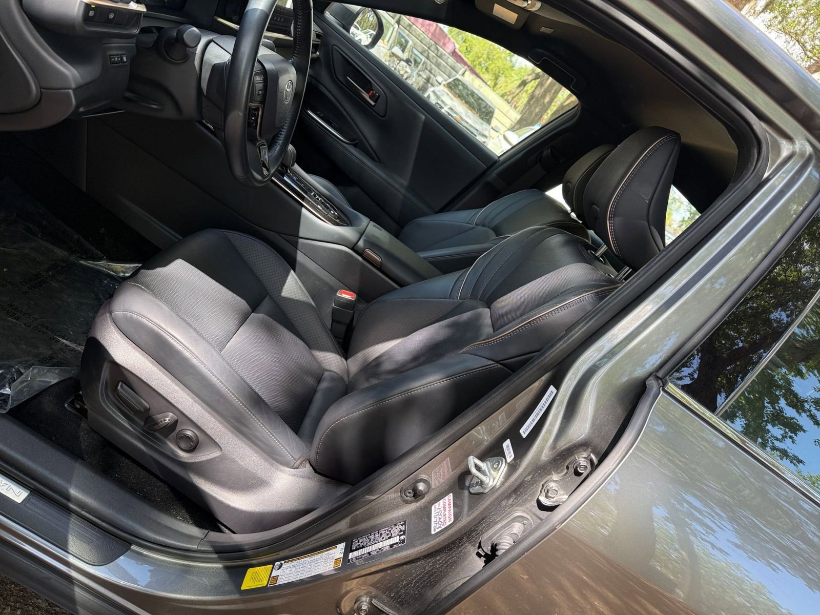 Used 2025 Toyota Crown XLE image 24