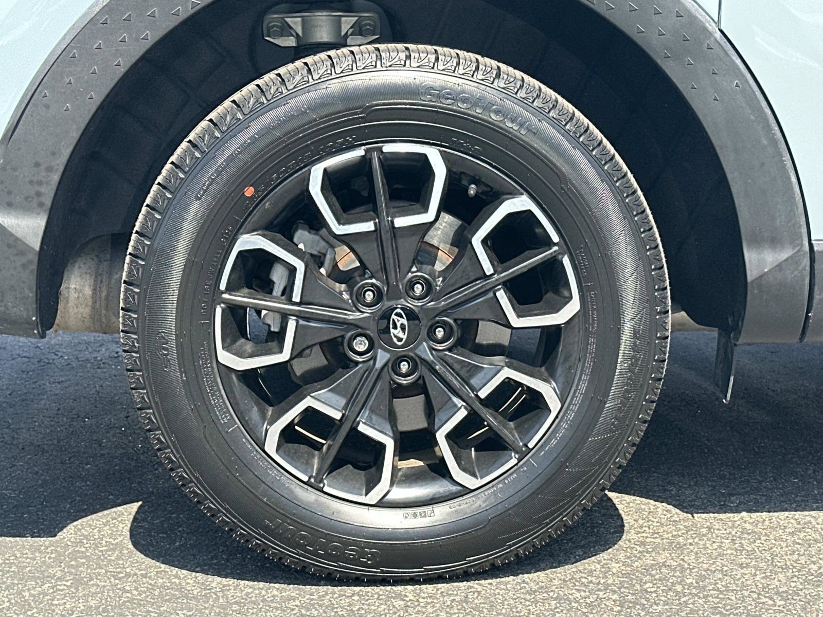 Used 2022 Hyundai Santa Cruz SEL Premium w/ Cargo Package AWD/4WD image 27