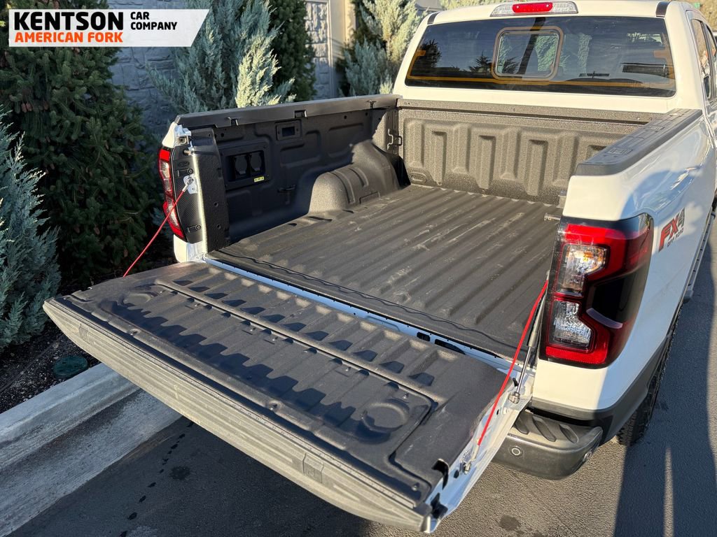 Used 2024 Ford Ranger Lariat w/ FX4 Off-Road Package image 39