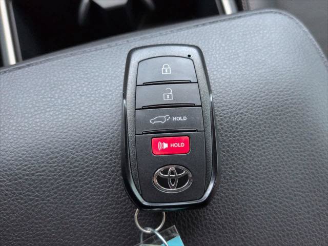 Certified 2026 Toyota 4Runner TRD Off-Road Premium AWD/4WD image 28