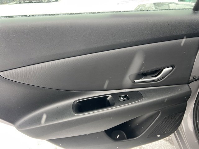 Used 2025 Hyundai Elantra SEL image 28