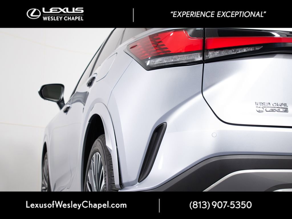 Used 2025 Lexus RX 350 Premium Plus w/ Accessory Package (Z1) FWD image 9
