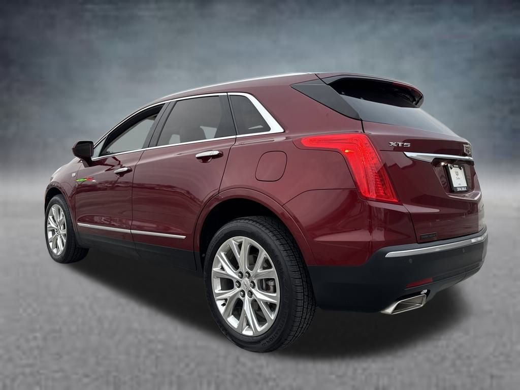 Used 2017 Cadillac XT5 Luxury image 5