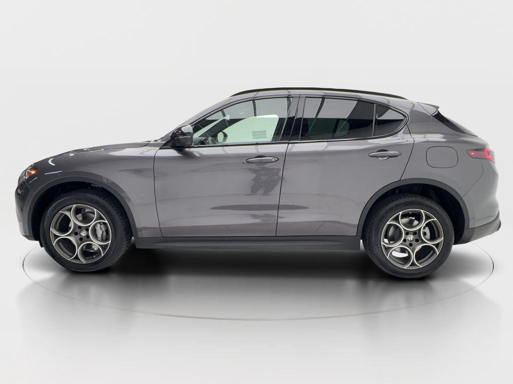 New 2026 Alfa Romeo Stelvio Sprint w/ Convenience Package AWD/4WD image 8