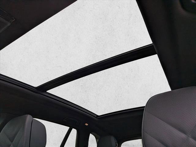 Used 2026 BMW X5 xDrive50e w/ M Sport Package image 17