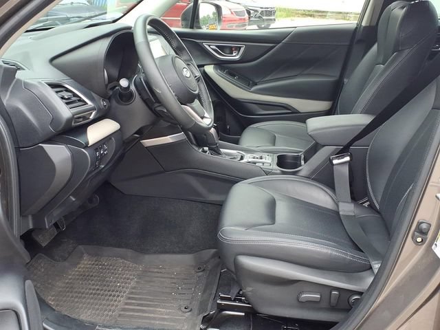 Used 2023 Subaru Forester Limited AWD/4WD image 16