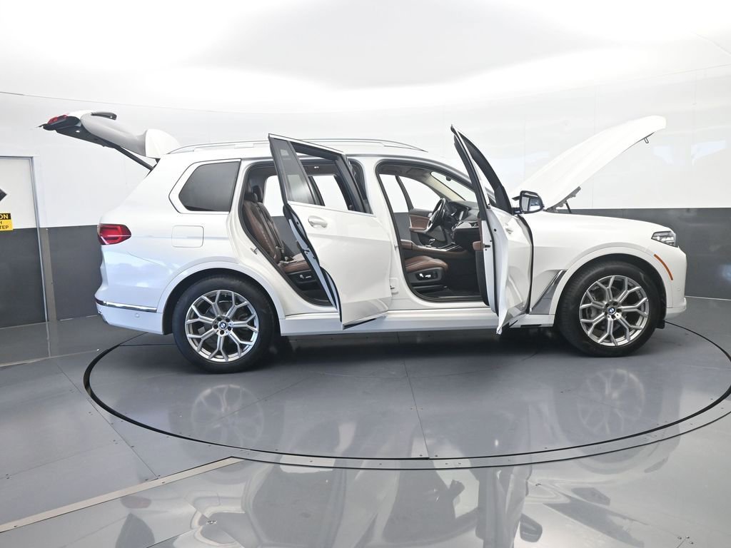 Used 2020 BMW X7 xDrive40i w/ Premium Package AWD/4WD image 82
