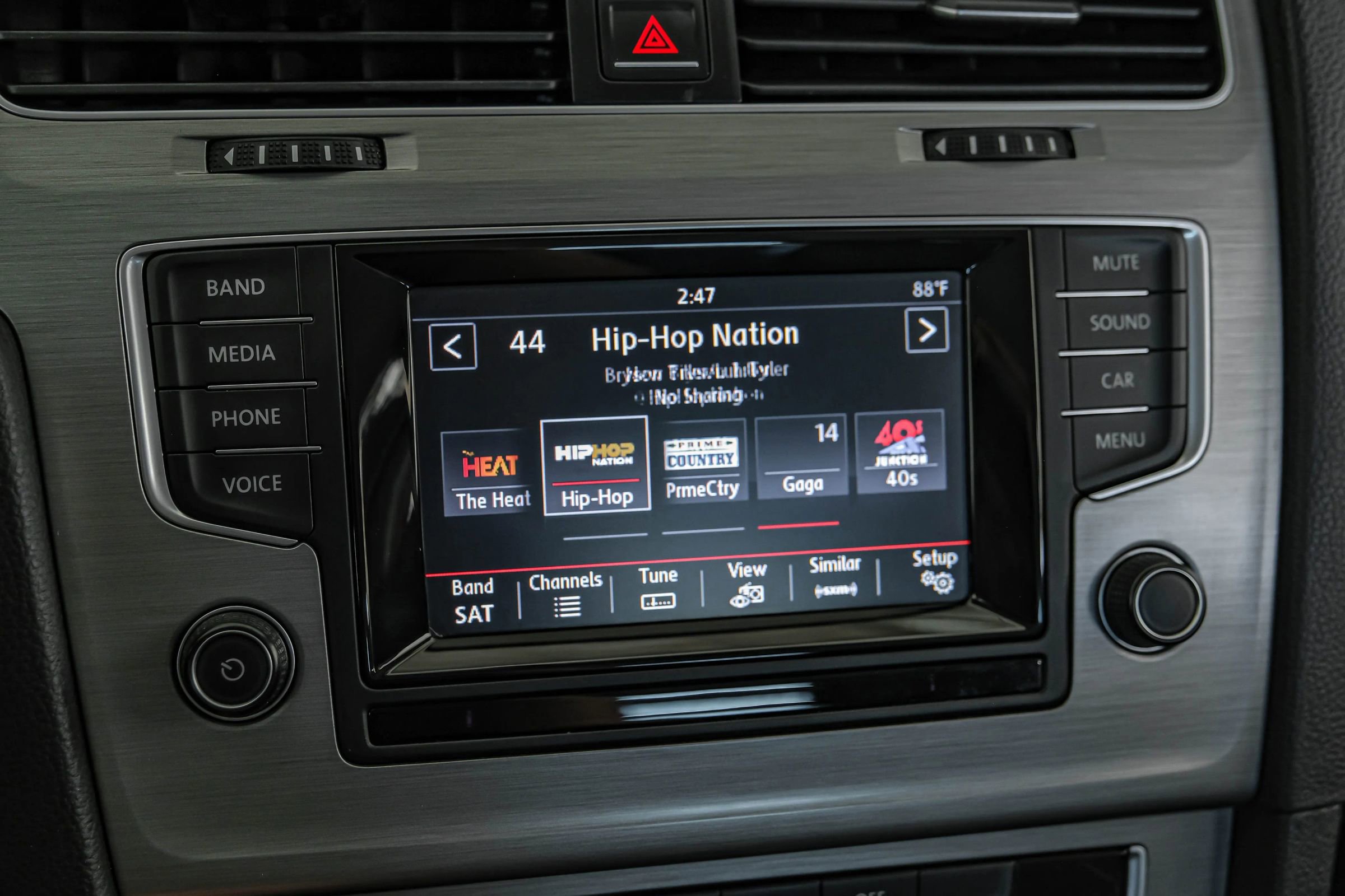 Used 2015 Volkswagen Golf SE image 23