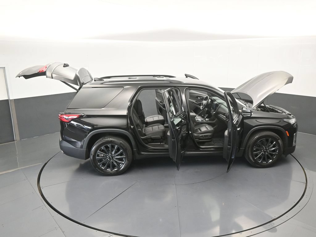 Used 2023 Chevrolet Traverse RS FWD image 81