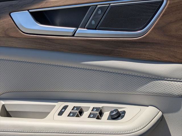 Certified 2025 Volkswagen Atlas SE FWD image 11