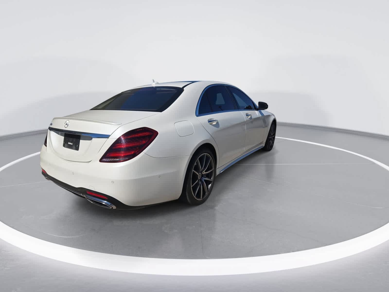 Used 2020 Mercedes-Benz S 560 Sedan image 8
