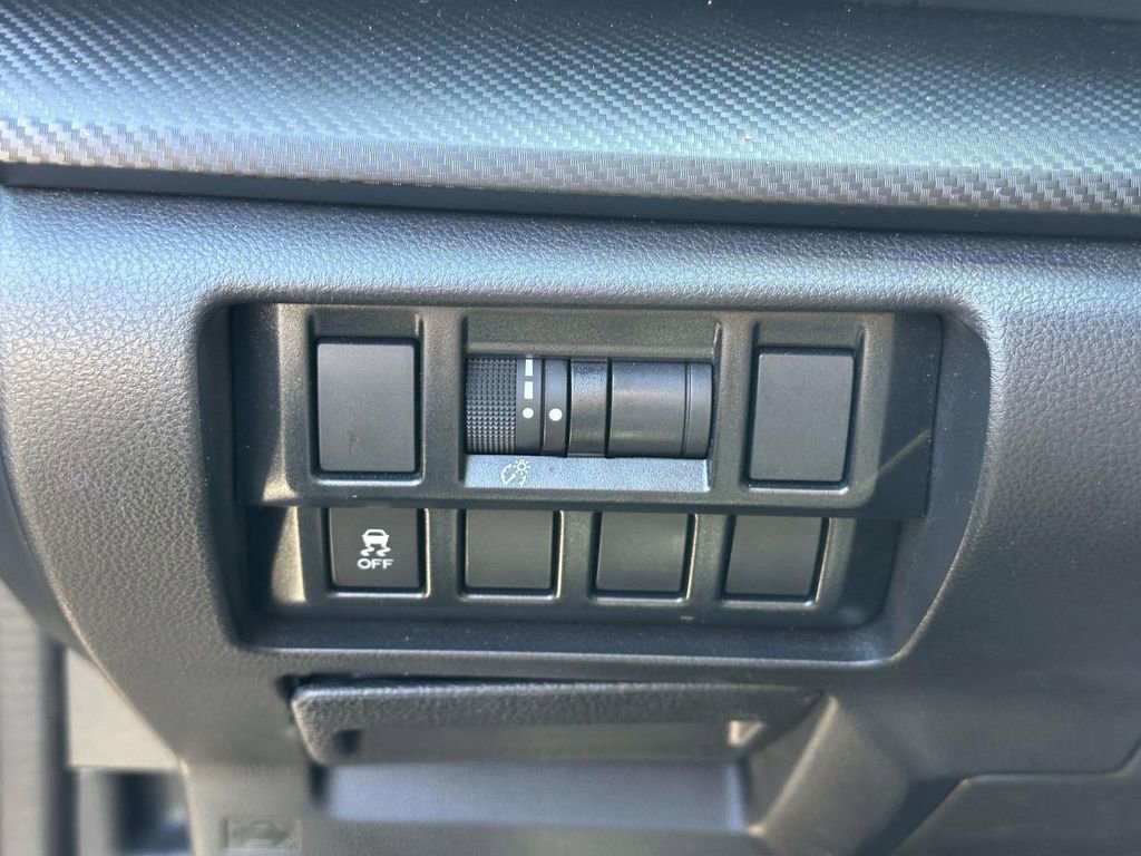 Used 2021 Subaru Impreza 2.0i AWD/4WD image 31