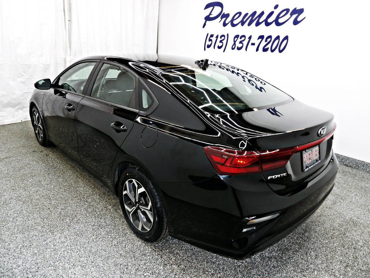 Used 2021 Kia Forte LXS image 4