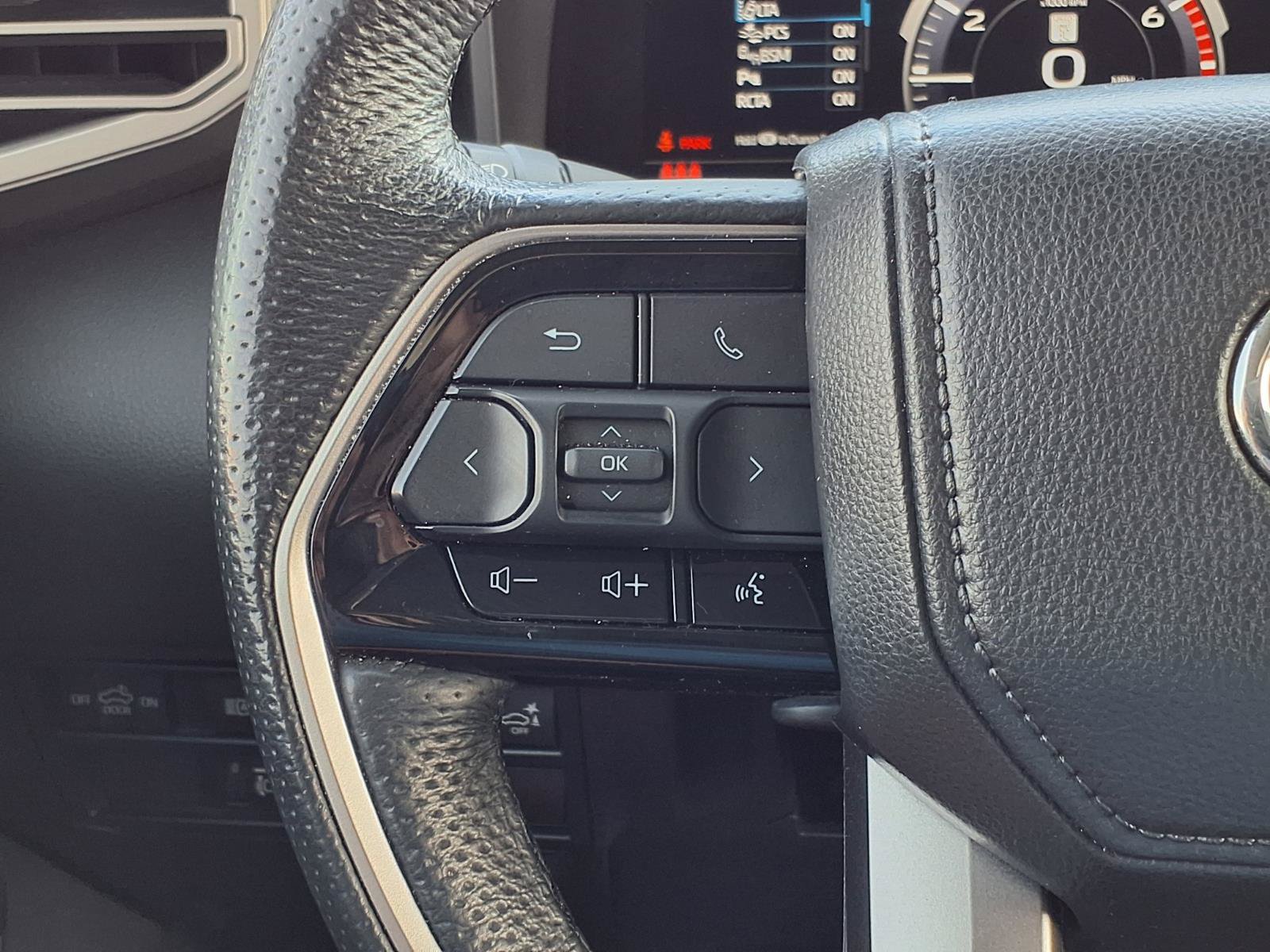 Used 2024 Toyota Tundra Limited w/ Power Package AWD/4WD image 20