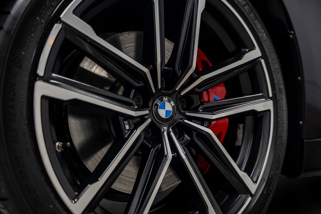 Used 2022 BMW 440i xDrive Convertible w/ Premium Package image 17