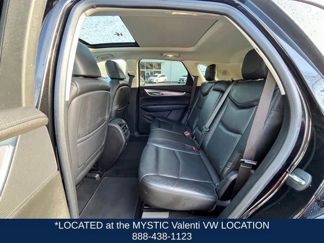 Used 2017 Cadillac XT5 Luxury w/ Driver Awareness Package image 11