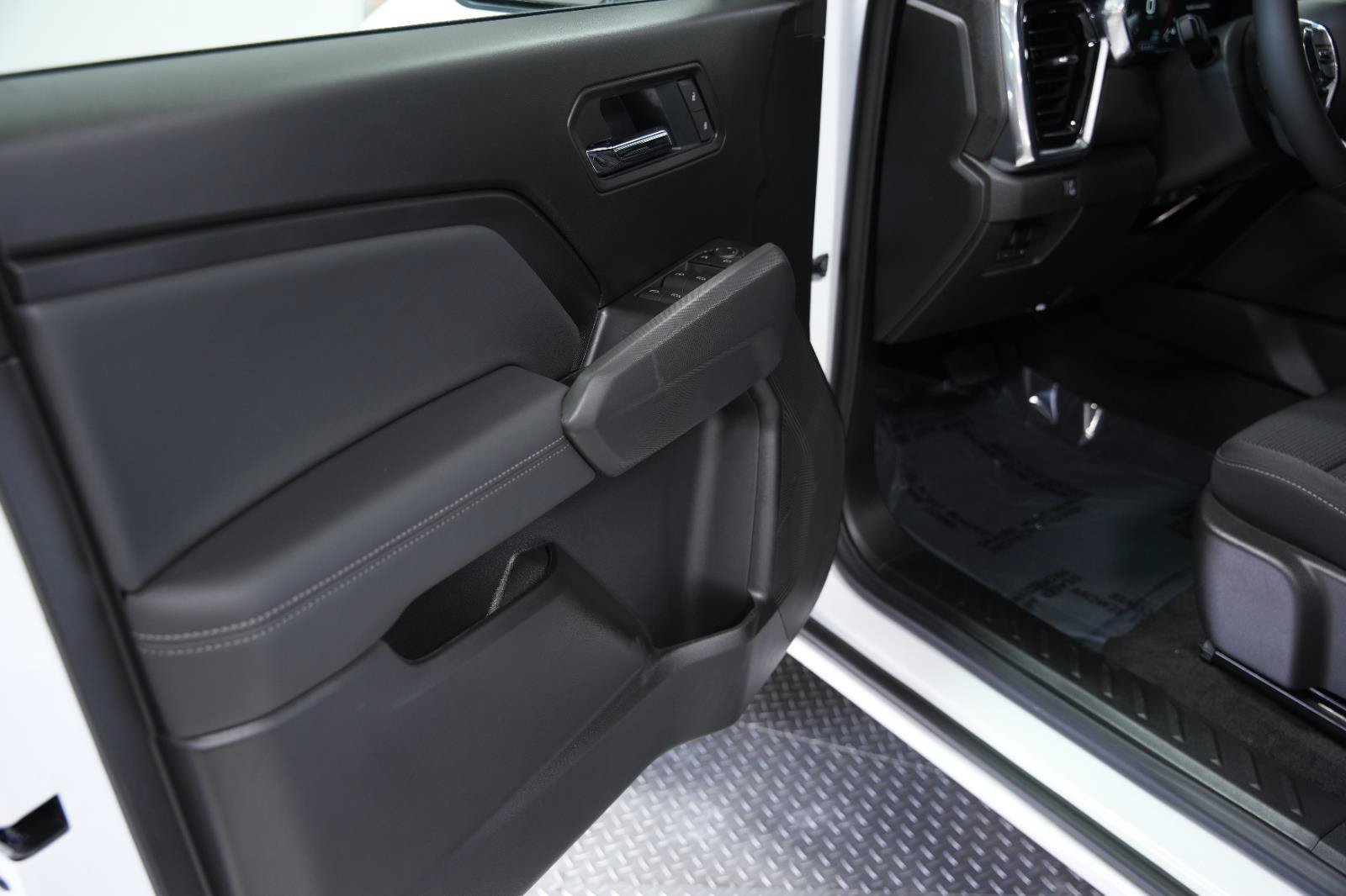 New 2026 GMC Canyon Elevation RWD image 28