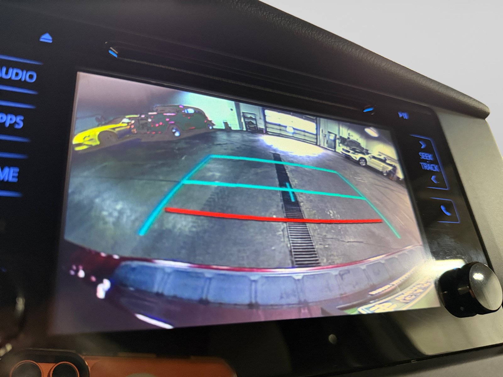 Used 2015 Toyota Sienna LE FWD image 30