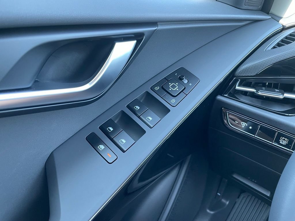 New 2026 Kia Niro EX FWD image 12