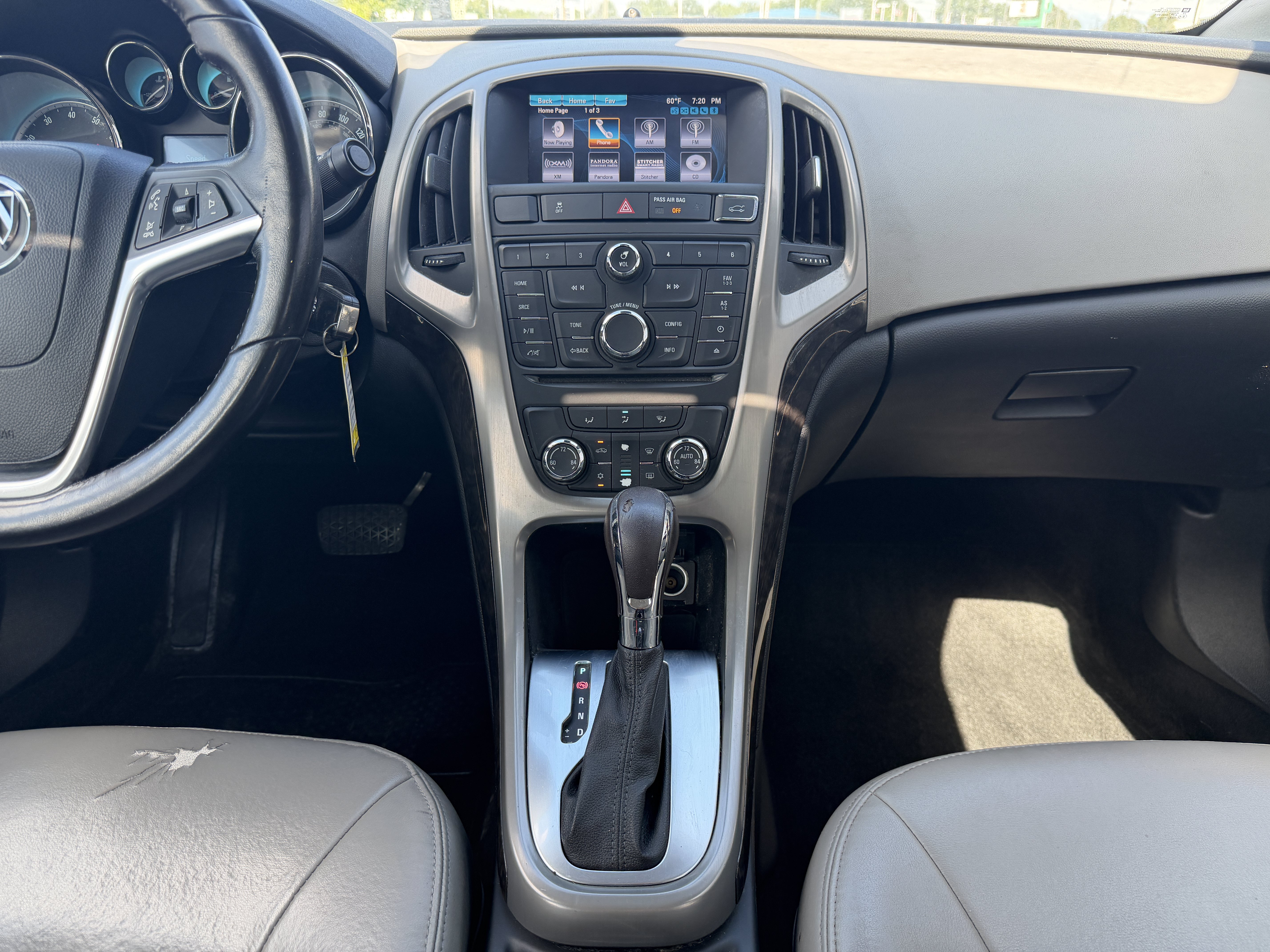 Used 2013 Buick Verano Convenience FWD image 19