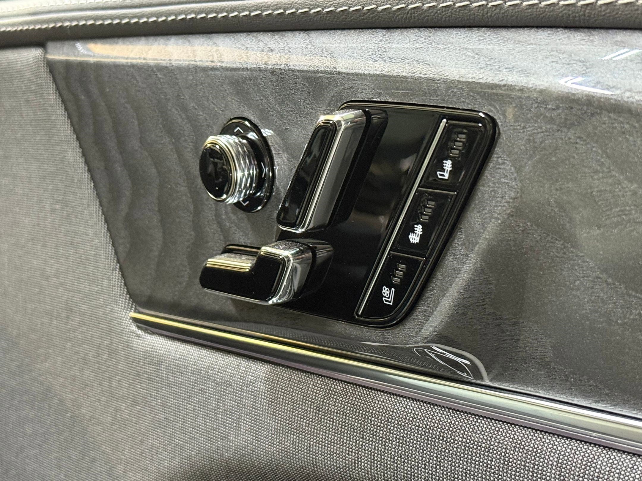 New 2025 Cadillac Escalade IQ Luxury 1 image 53