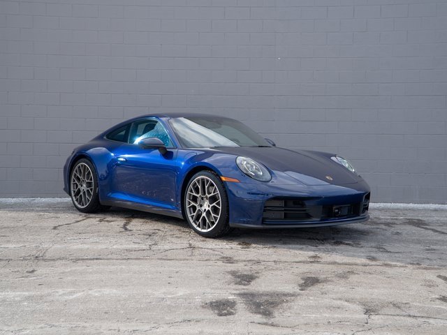Certified 2025 Porsche 911 Carrera image 9