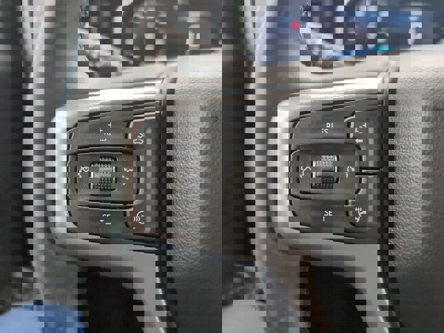 Used 2025 Chevrolet Silverado 1500 LT image 25