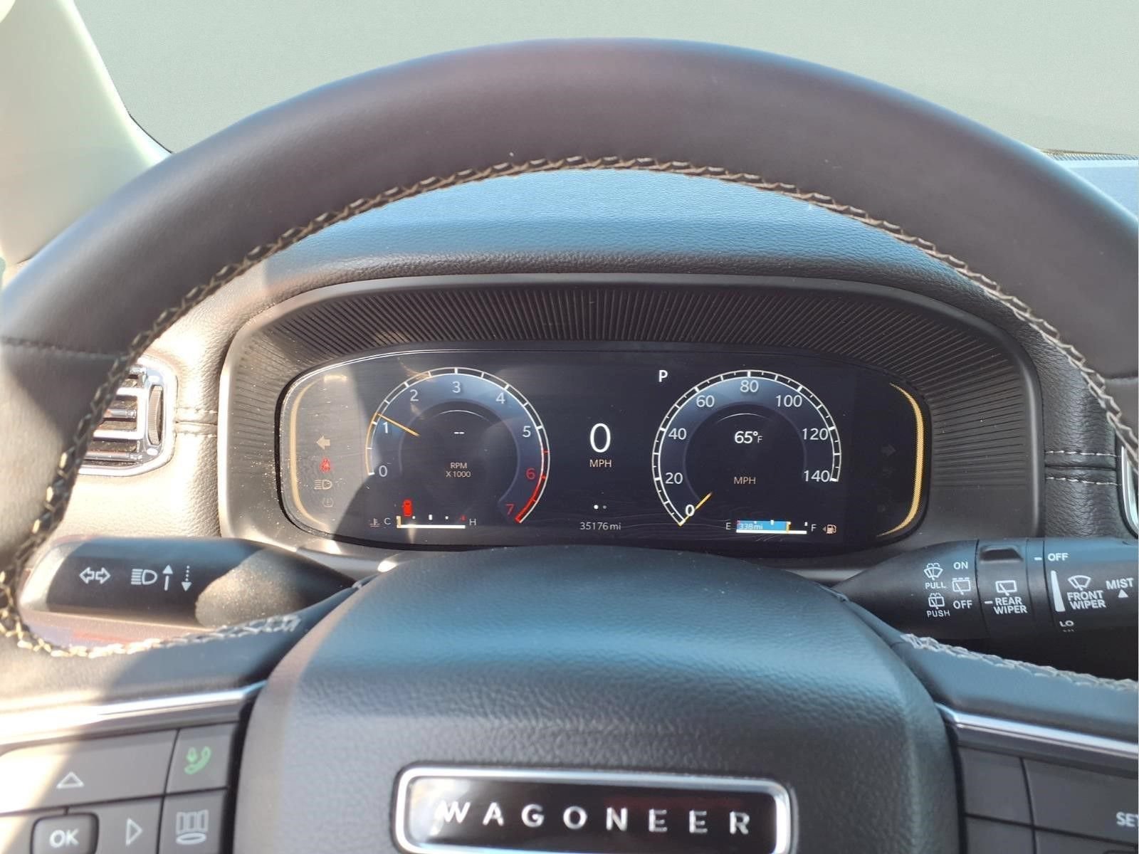Used 2024 Jeep Wagoneer 4WD image 13
