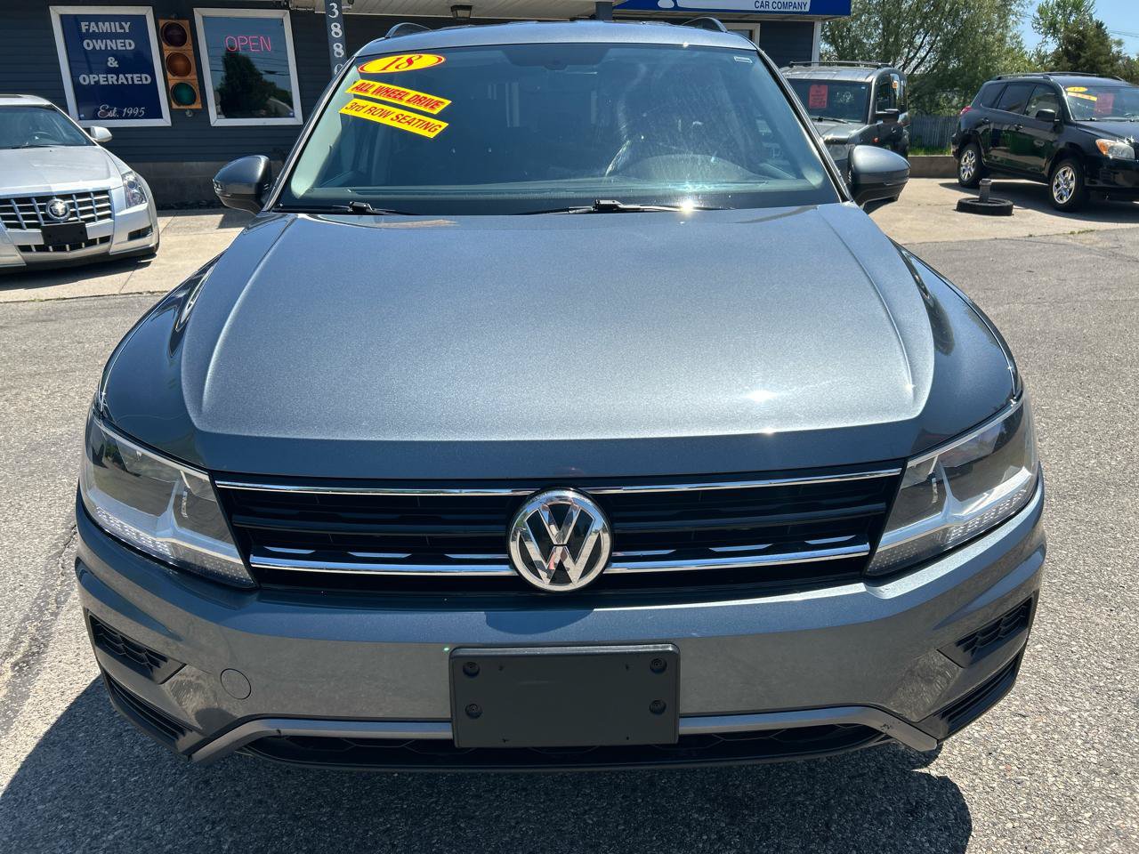 Used 2018 Volkswagen Tiguan SE w/ 3rd Row Seat Package AWD/4WD image 6