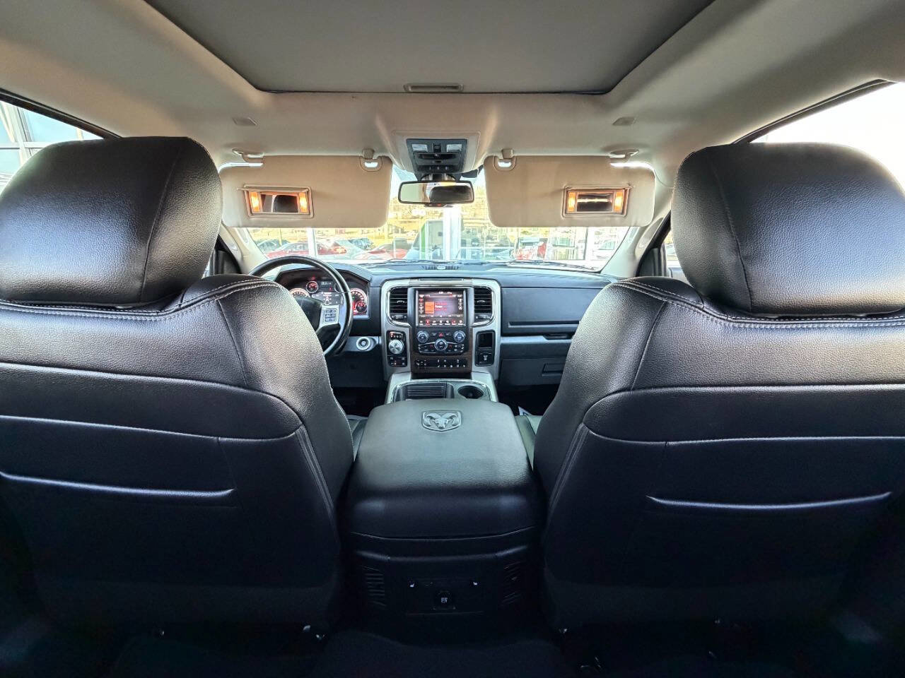 Used 2018 RAM 1500 Laramie AWD/4WD image 22