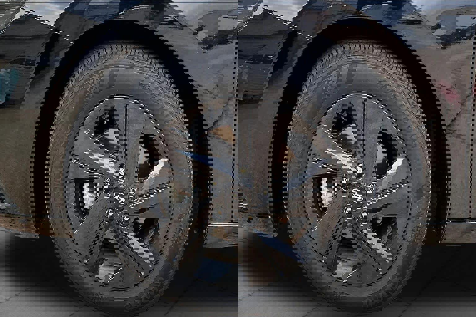 Used 2023 Hyundai Elantra SEL image 10