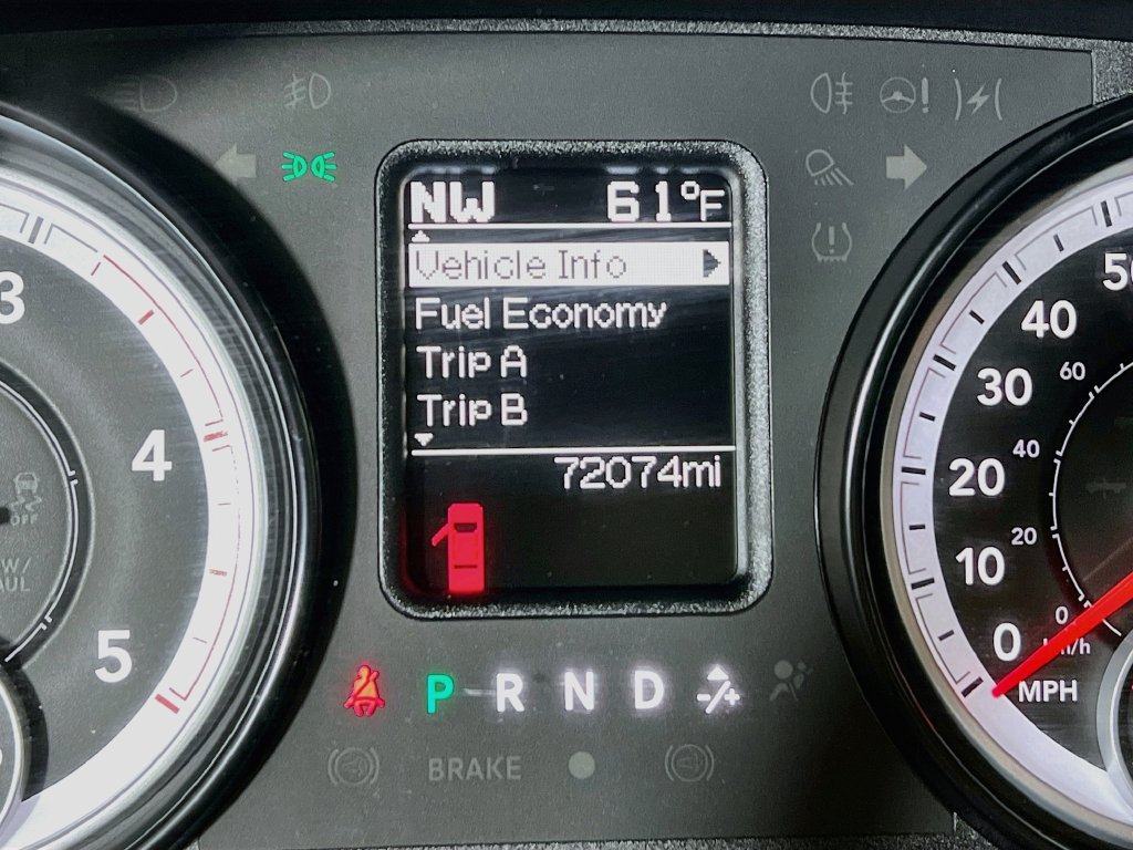 Used 2014 RAM 3500 Tradesman w/ Chrome Appearance Group RWD image 11