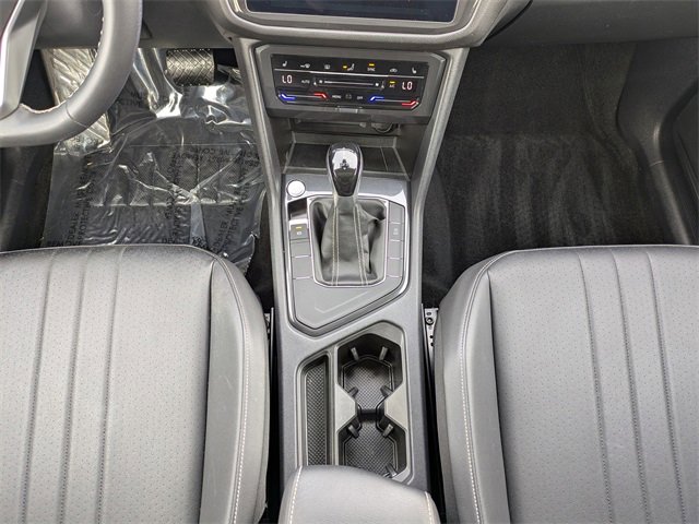 Certified 2023 Volkswagen Tiguan SE w/ Panoramic Sunroof Package image 20