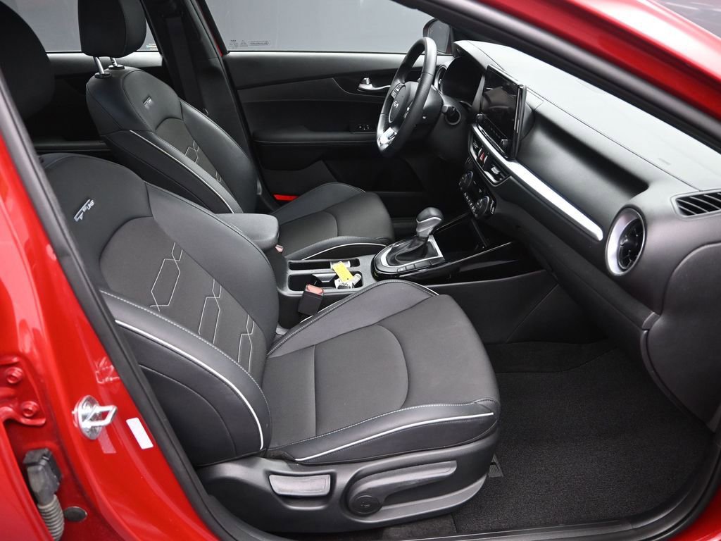 Certified 2024 Kia Forte GT-Line w/ GT-Line Premium Package image 38