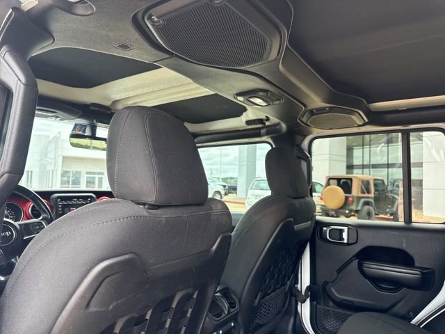 Used 2018 Jeep Wrangler Unlimited Rubicon AWD/4WD image 37