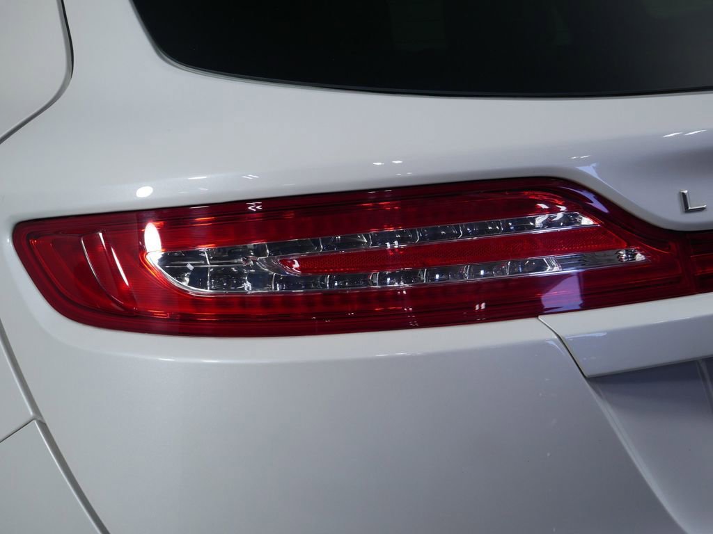 Used 2017 Lincoln MKC Reserve AWD/4WD image 12