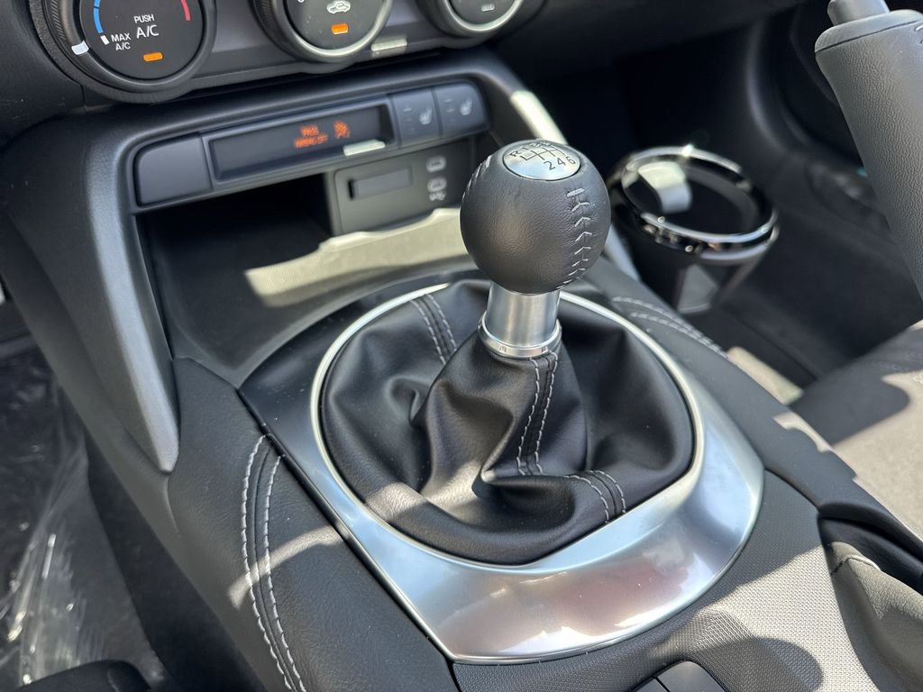 New 2026 MAZDA MX-5 Miata Club w/ Interior Package RWD image 52