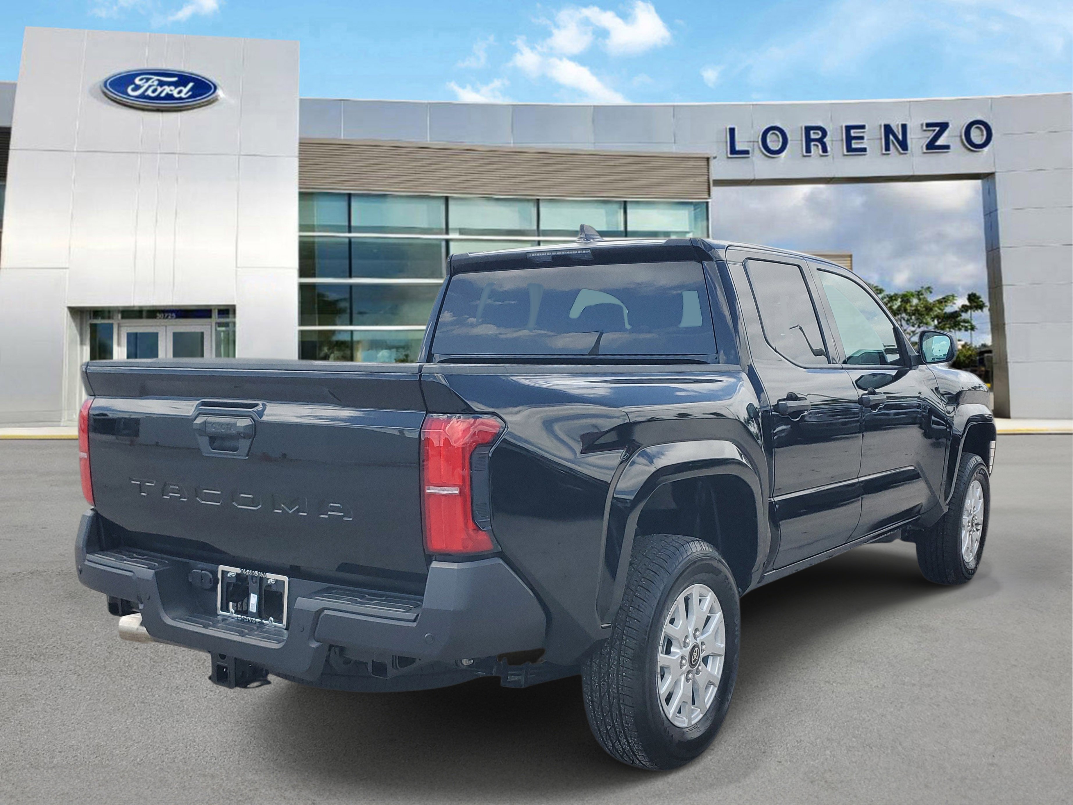 Used 2026 Toyota Tacoma SR RWD image 5