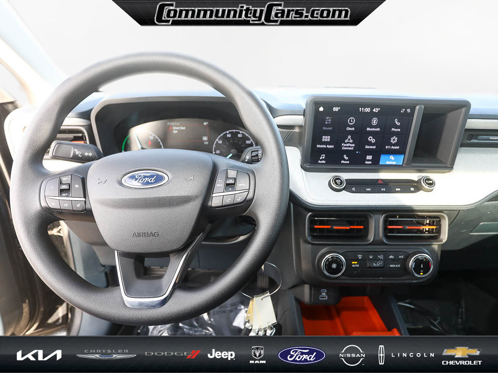 Used 2023 Ford Maverick XLT image 14
