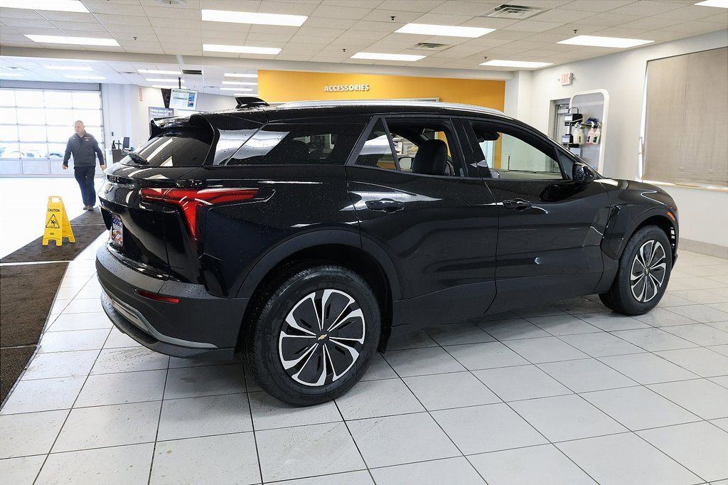 New 2026 Chevrolet Blazer EV LT FWD image 6