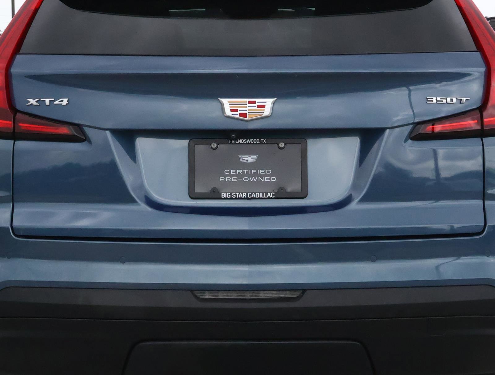 Certified 2024 Cadillac XT4 Luxury FWD image 10