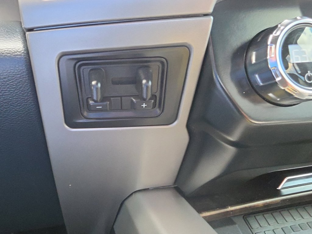 Used 2022 Ford F250 Lariat w/ Lariat Ultimate Package AWD/4WD image 22