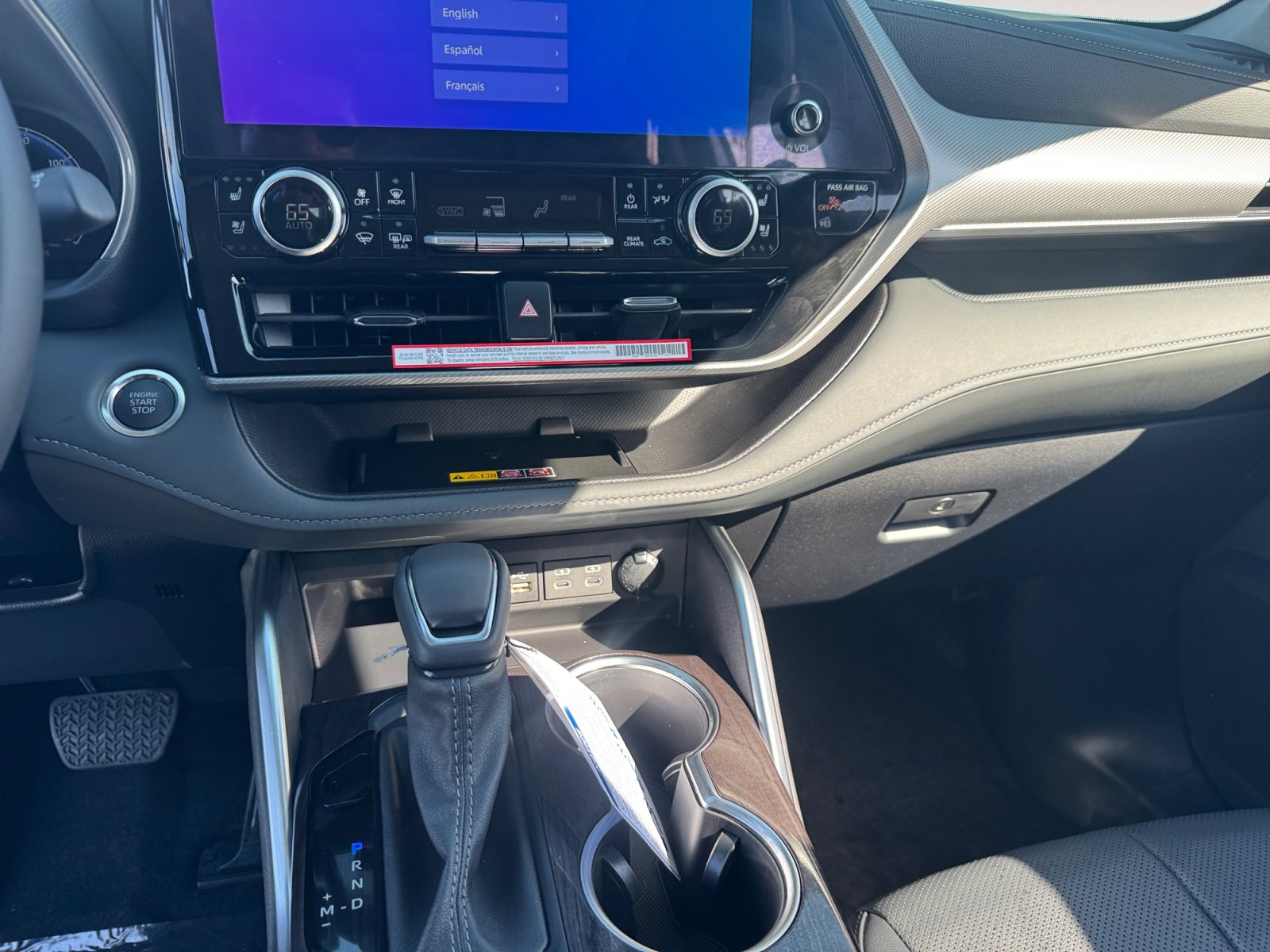 New 2026 Toyota Highlander Platinum image 11