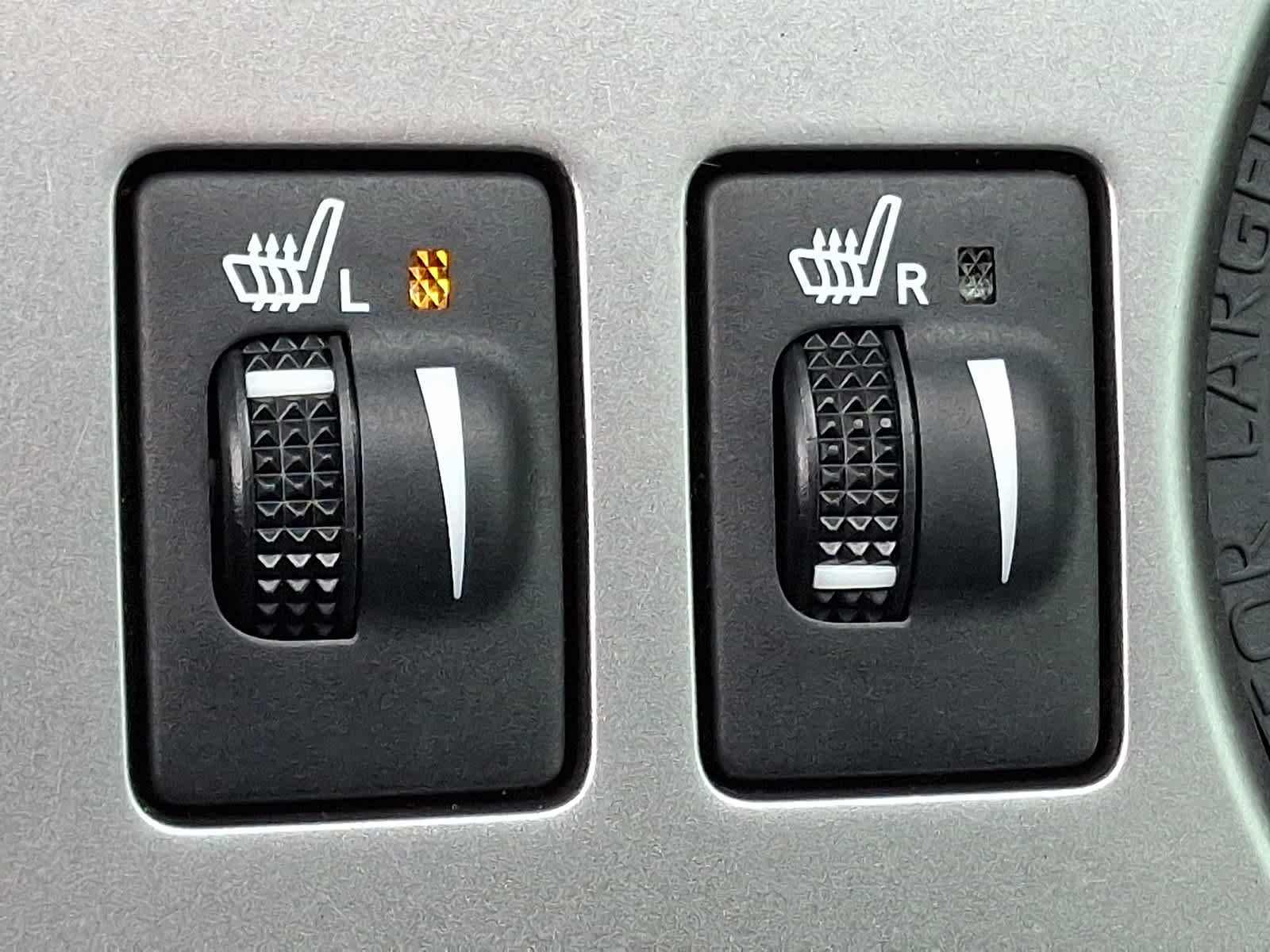 Used 2021 Toyota 4Runner SR5 Premium w/ Moonroof Package image 25